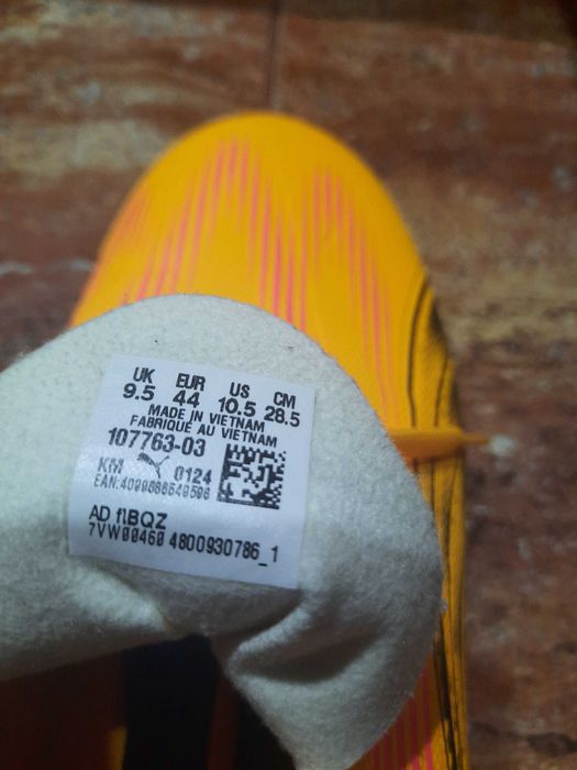 Ghete de fotbal Puma