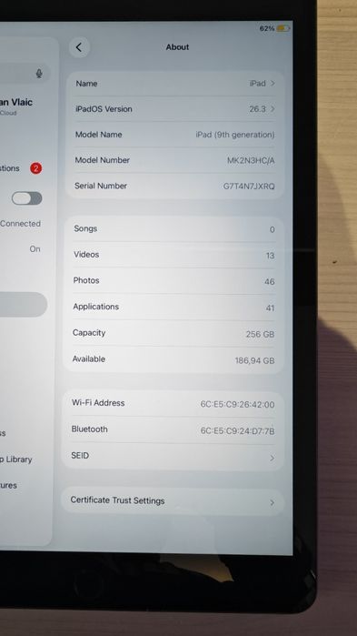 iPad 9 Wi-Fi, 256 Gb, stare foarte buna, husa, pen