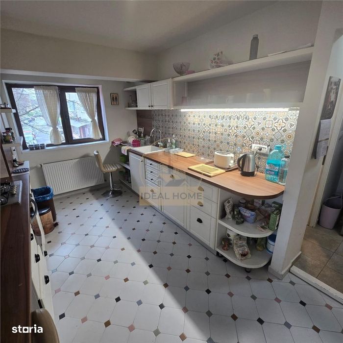 Apartament 3 camere Copou-Casa Armatei. Etaj 2