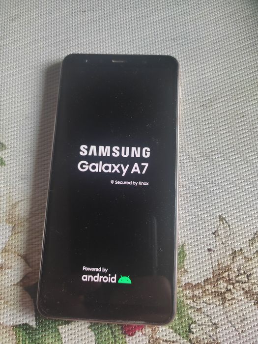 Vând Samsung A7 la preț bun