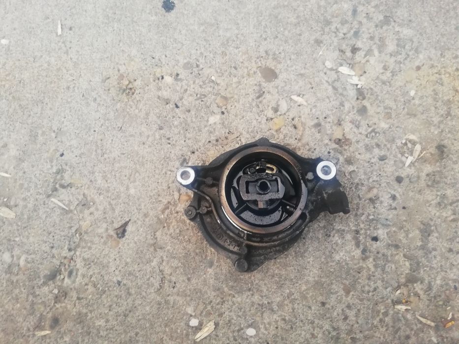 Pompa vacuum bmw e90