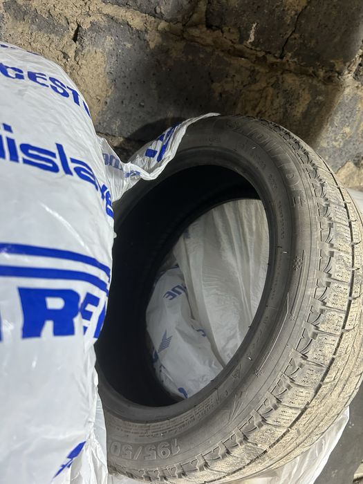 Продам резину 3шт