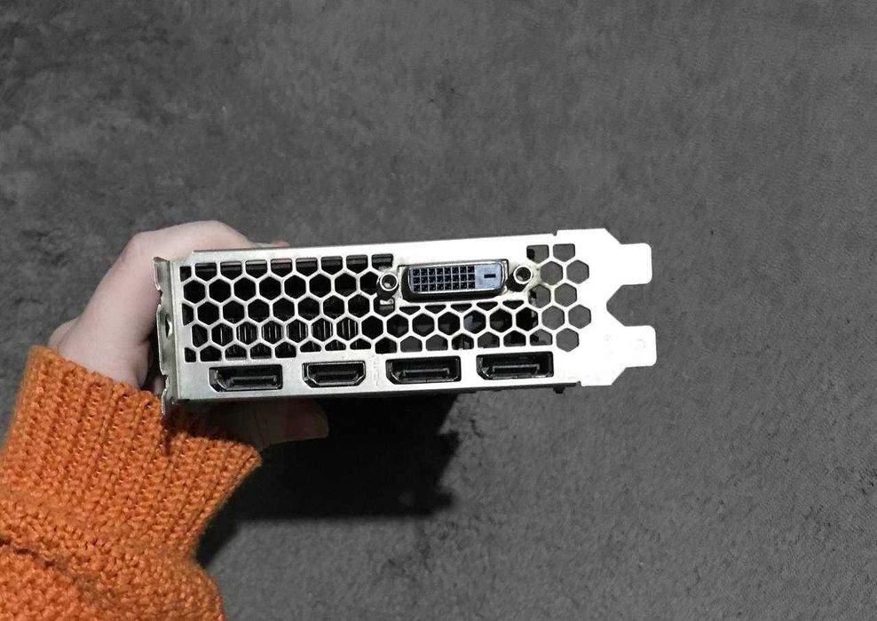 Видеокарта GTX 1070