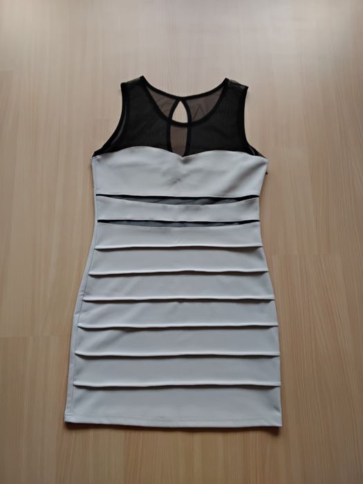 Две Официални рокли