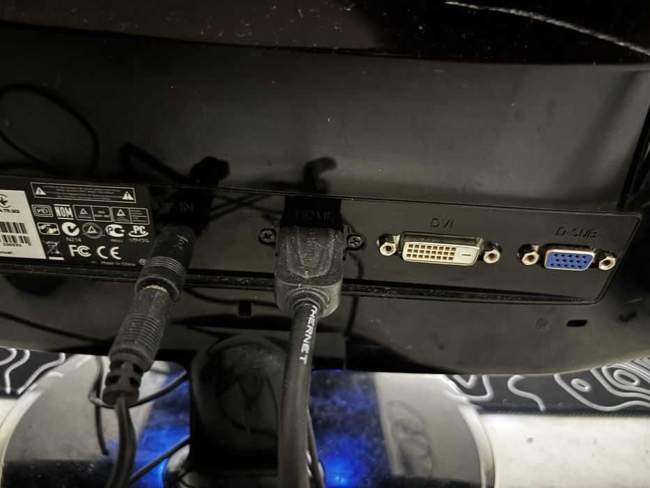 Монитор Acer 22 дюймов(HDMI,DVI,VGA)