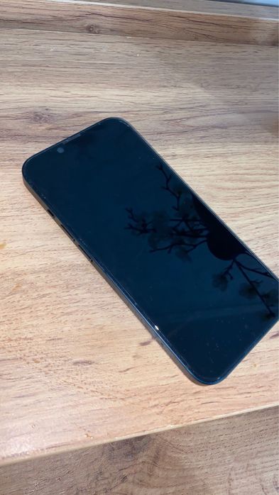 Iphone 13 телефон