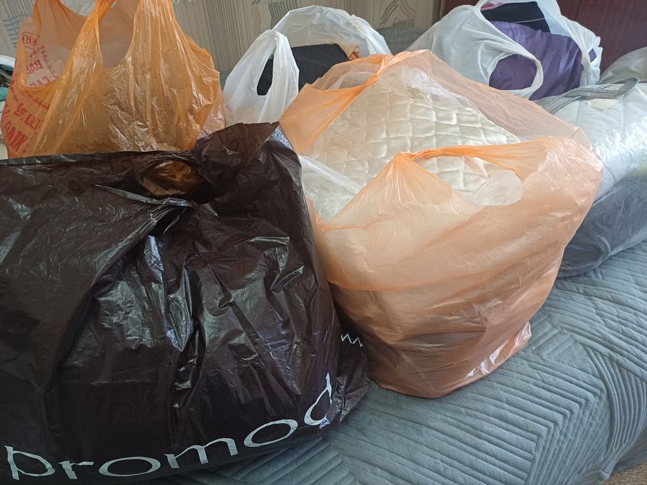 Отдам бесплатно вещи