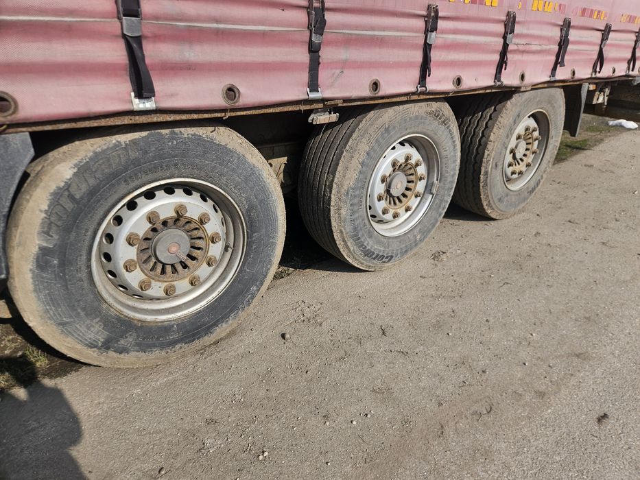 De vanzare semiremorca prelata si bascula