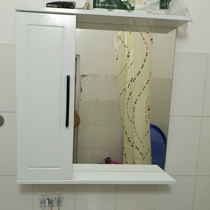 Шкаф для ванной комнаты