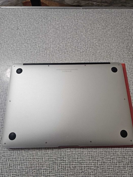 MacBook Air - conditie excelenta