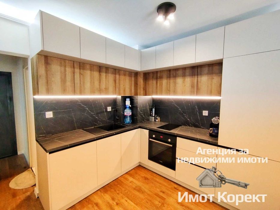 Продава се Двустаен апартамент в Асеновград - 74 кв.м за 827 €/кв.м - Снимка #9