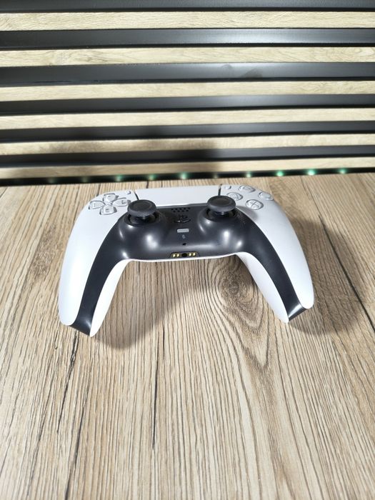 Controller PlayStation 5 (DualSense) – Stare foarte bună | Garanție 60 zile