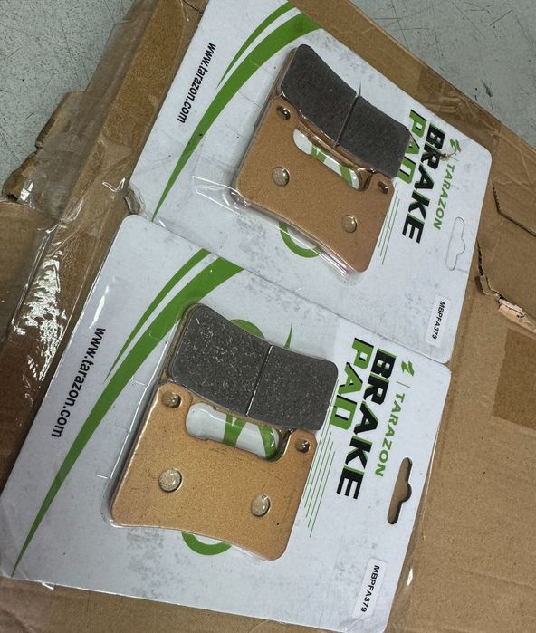 НОВИ спирачни дискове и накладки за Suzuki GSXR 600 / 750 / 1000