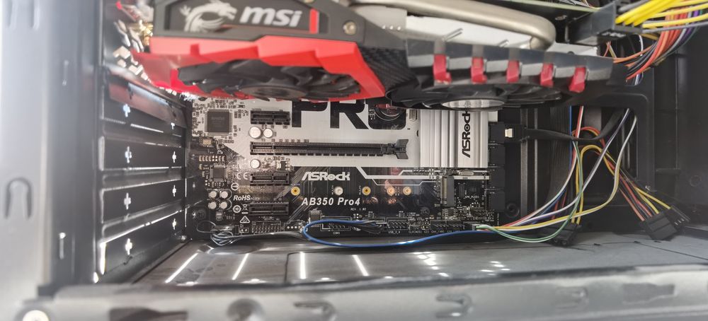 Геймърски настолен компютър