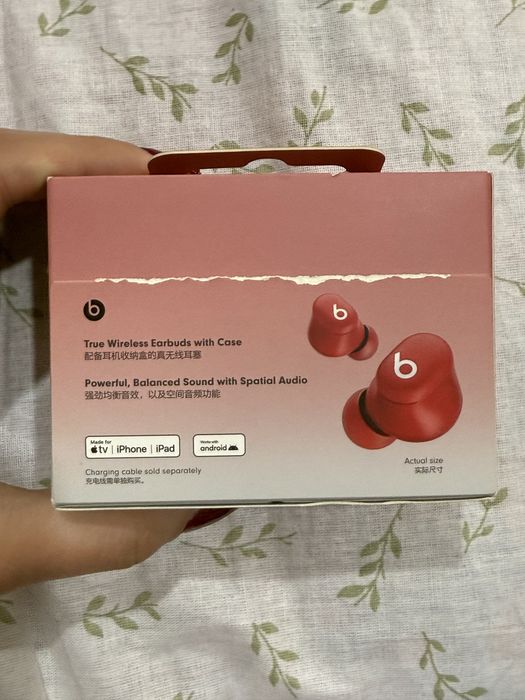 Наушники беспроводные Beats Solo Buds красные