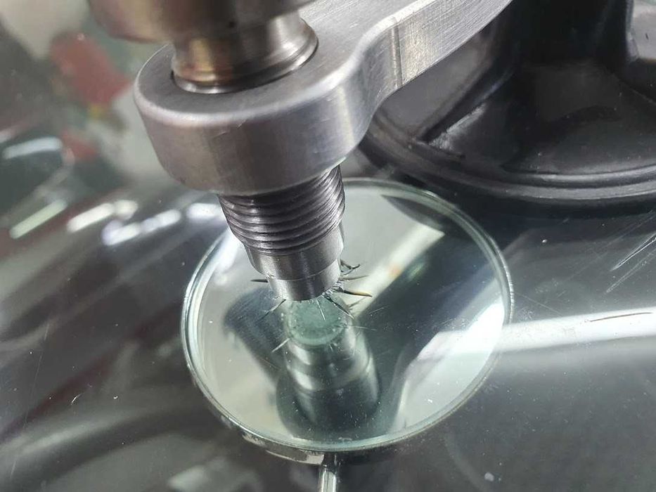 Reparatii Fisuri/Ciobituri Parbrize