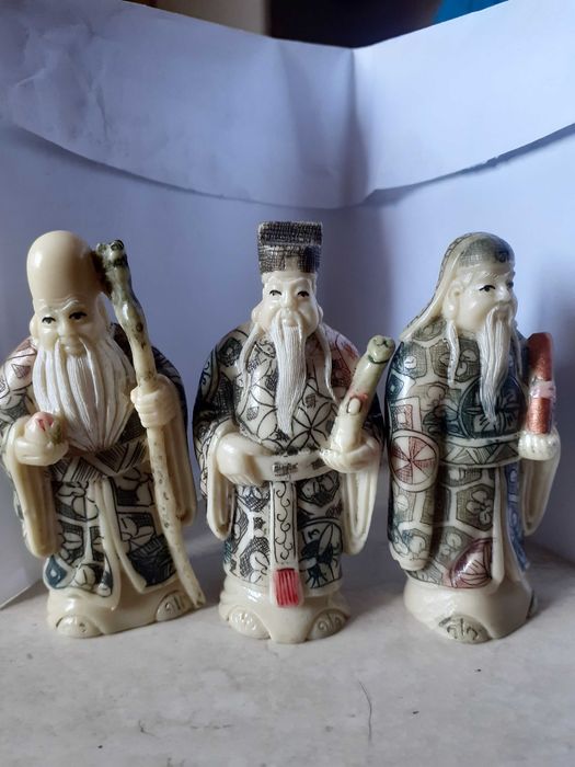 3 calugari tibetani an stare foarte buna