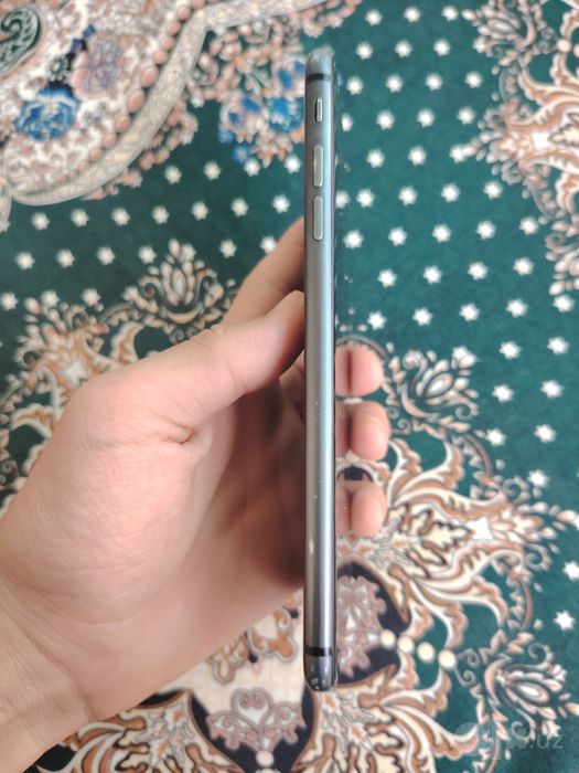 iPhone 8 plus radnoy