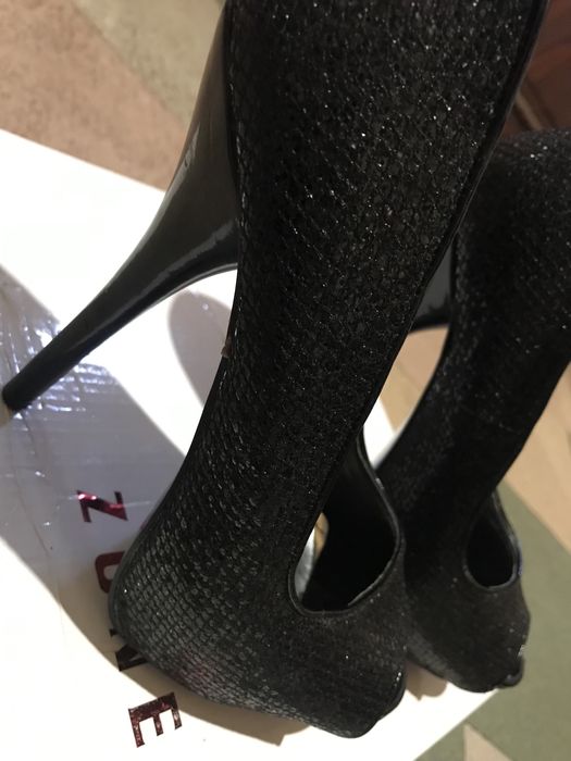 Официални обувки…