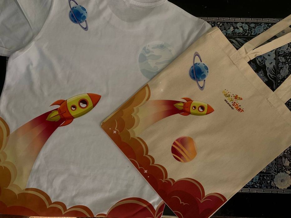 Печать,Принт, Вышивка, Шелкография на футболках, худи и другой одежде.