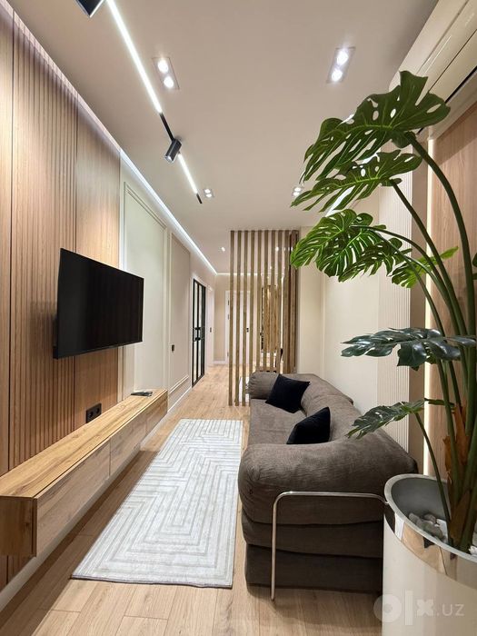 Продается 3в4 ком квартира, ориентир: Ц-1 кофейня Бон, 80м²