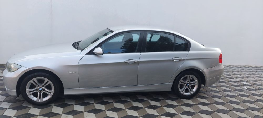 Vând bmw 318i e 90