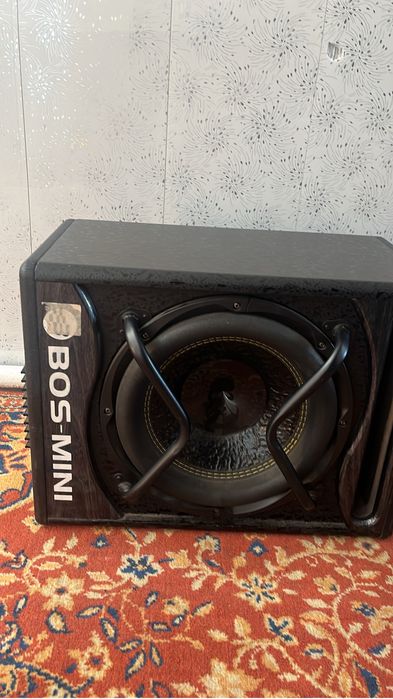 Саббуфер босс мини с усилителем вместе