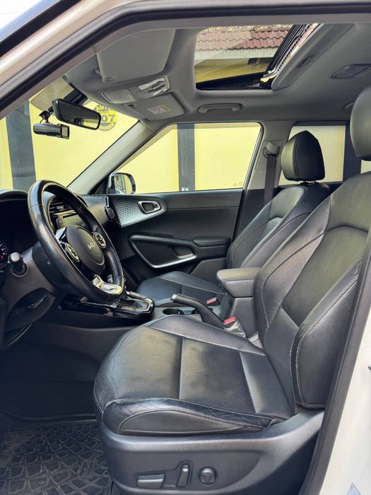 Kia Soul 2022 yil 71 000 yurgan toza moshina