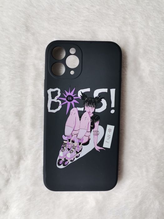 Vând diverse huse și folii