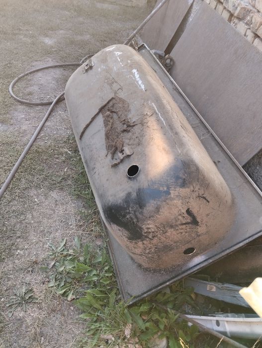 Продам ванную железную