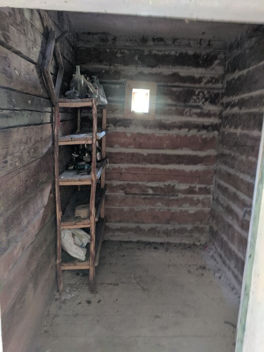 Vand cabana casa de lemn la Poiana Horea  Belis