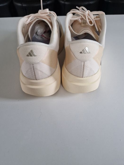 Vand Adidas ADIZERO, NR 44,Nou
