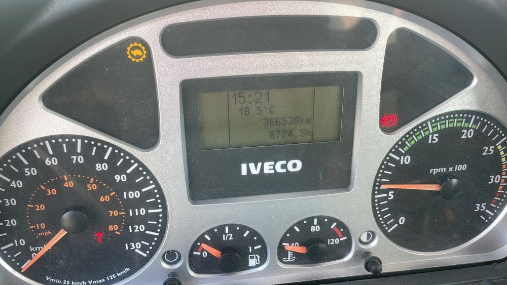 Iveco euro cargo 12 t cu macara