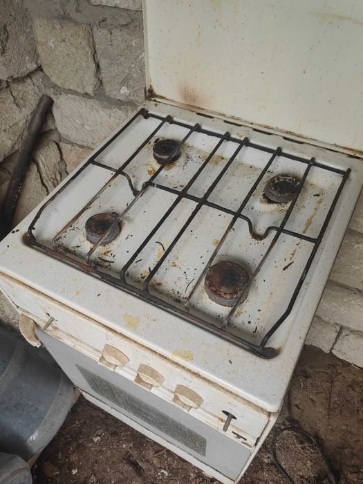 Газовая плита  рабочая