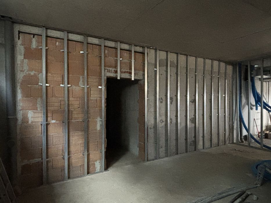 Вътрешни Ремонти