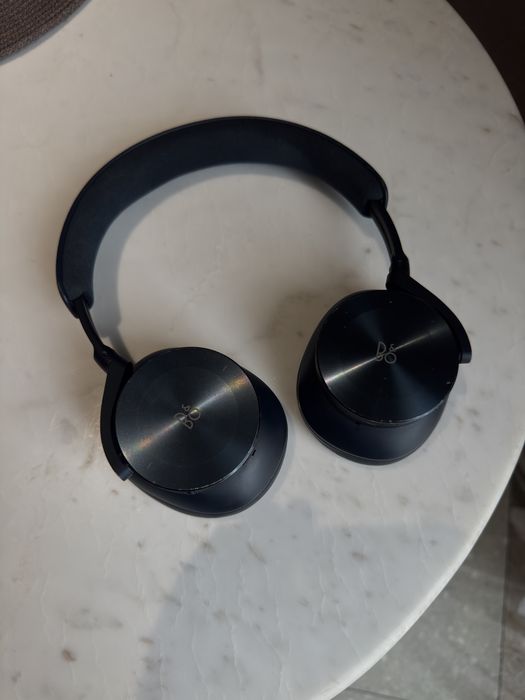 Продам наушники Bang & olursen H95