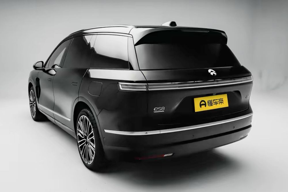 NIO ES8 Signature Edition в максимальной конфигурации