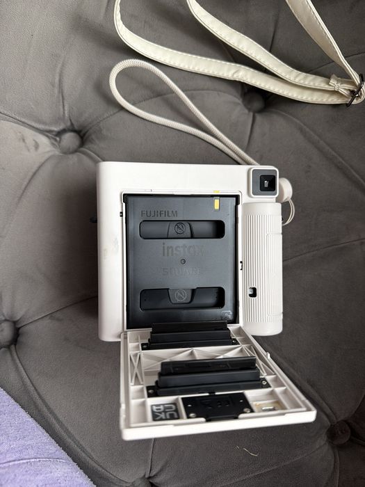 Aparat foto instant Fujifilm Instax SQ1 alb, cu husă și accesorii