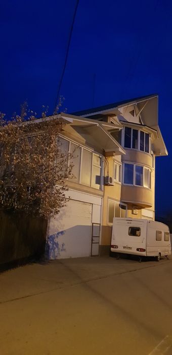 Casa si teren  Slatina