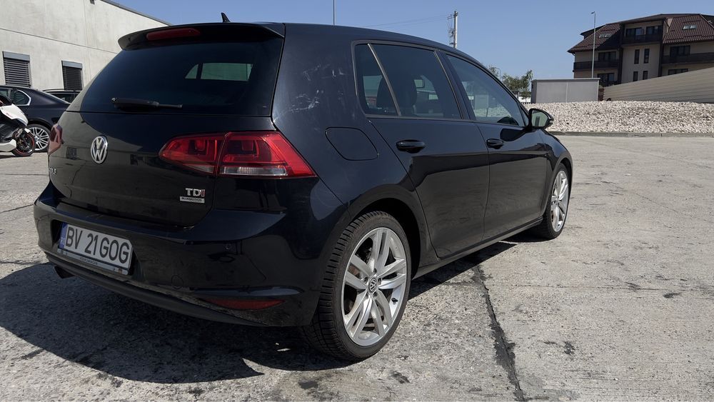 VOLKSWAGEN Golf 2013 — imagine 3