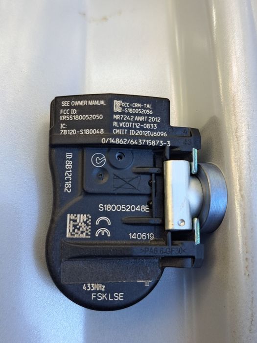 Zante originale Dezent  R17 cu senzori presiune