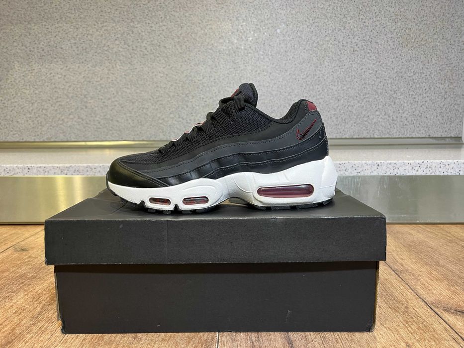 ОРИГИНАЛНИ *** Nike Air Max 95 Recraft Reflective Anthracite Team Red
