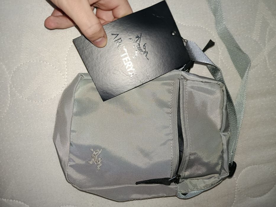 Arcteryx mantis 2 waistpack brand new