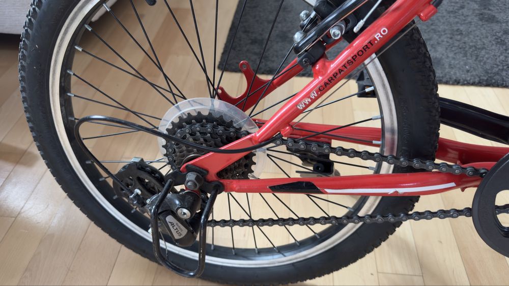 Bicicleta Velors 18 inchi pentru 5-9 ani