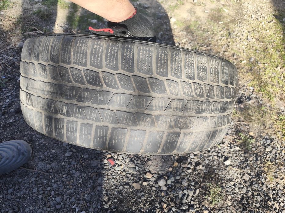 Продам резину 19 липучка