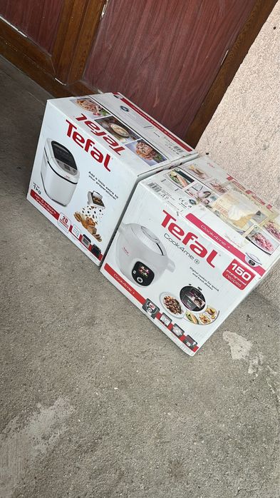 Multicooker și mașina de paine Tefal, sigilate