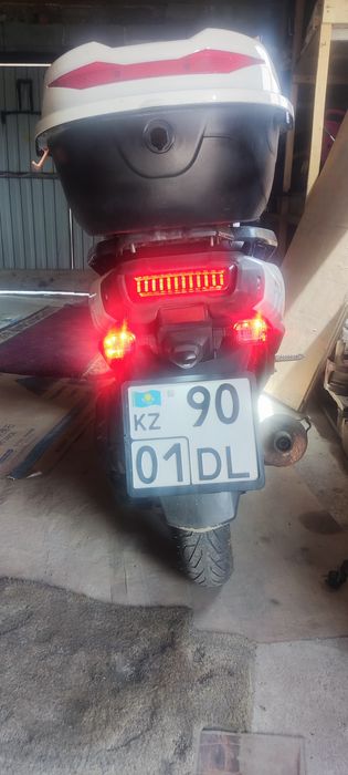 Скутер Tank 150 мопед