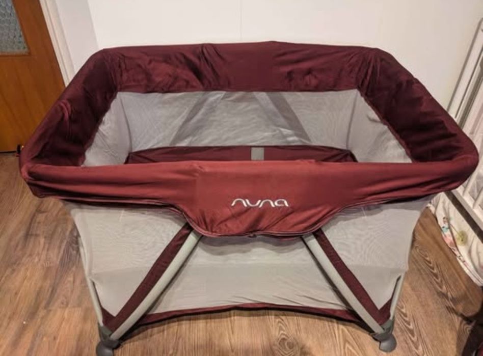 Nuna Sena (Berry) - patut copii portabil