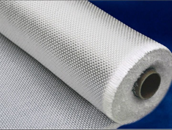 Стеклоткань стеклохолст. Битумная сетка и стекломат смола и эпоксидка