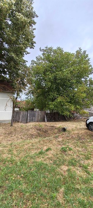 Casa Batraneasca cu teren 4000m2 intravilan